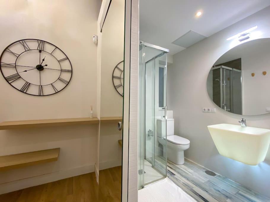 New Lavapies Spacious Flat, 2 Bedrooms And 2 Balconies Madrid Esterno foto